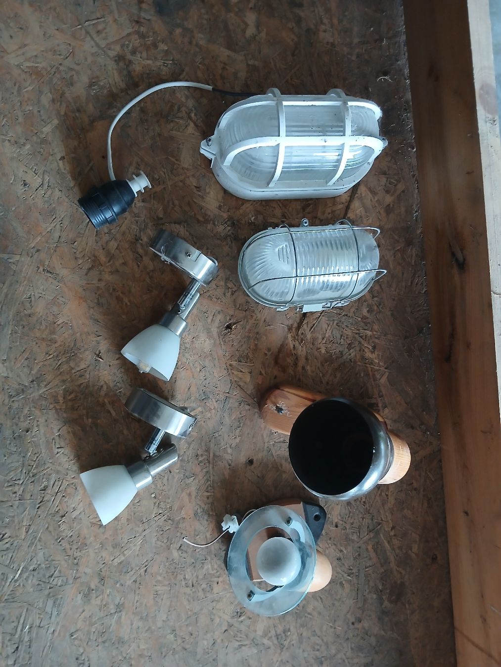 Kronleuchter & Deckenlampen: Lampen 6 Stk – Gebraucht aus Wittenbach von Zenturio