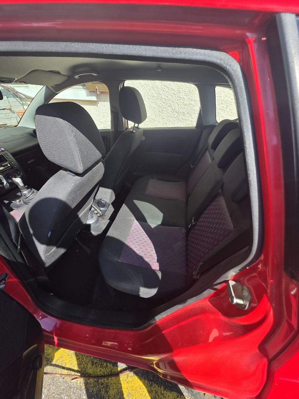 Ford Automobili: Ford Fiesta 1.4 – Difettoso da Rüti ZH venduto da Isa8630 4