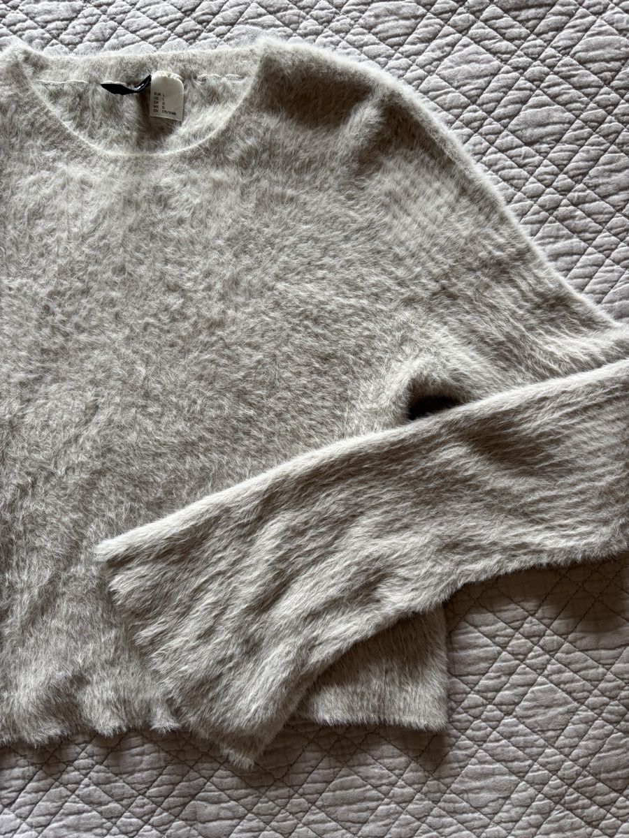 H&M Pulls & Sweat-shirts: Pull court gris  – Neuf (Voir description) à Lausanne par shabnam.t 1