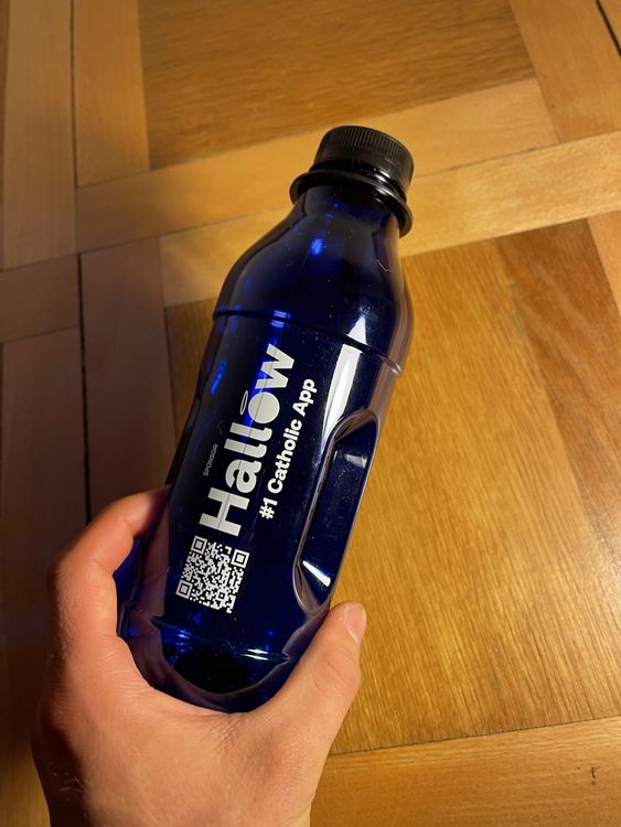 Reusable water bottle from JMJ Lisboa 2023 2