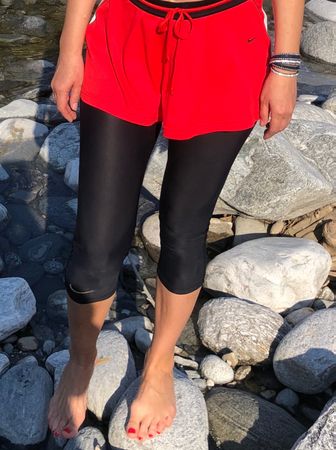 Nike Gonna per tennis e sport con pantaloncini all'interno