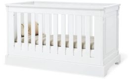 Pinolino Baby- und Kinderbett Emilia 70 x 140cm inkl. Gitter