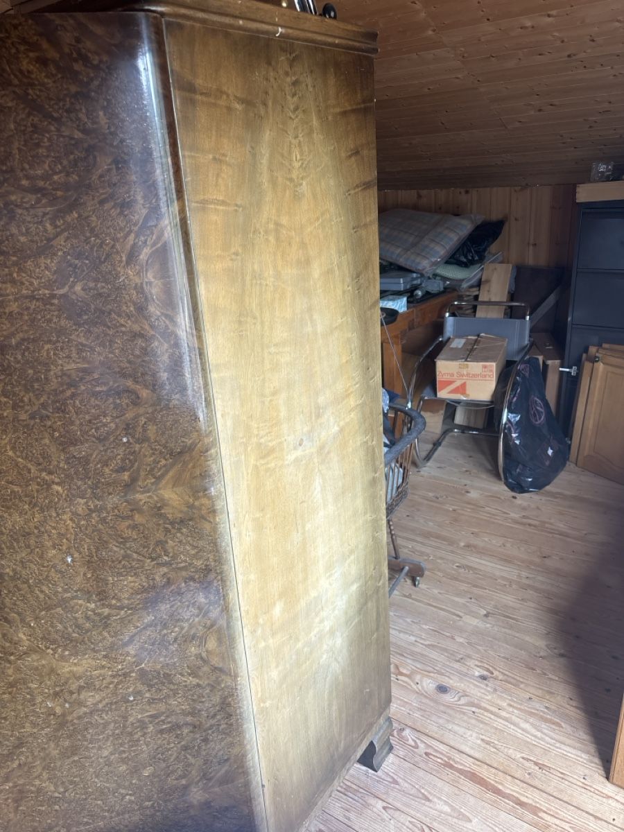 Armoires: Antiker Schrank – Défectueux à Riehen par Bachus18 3