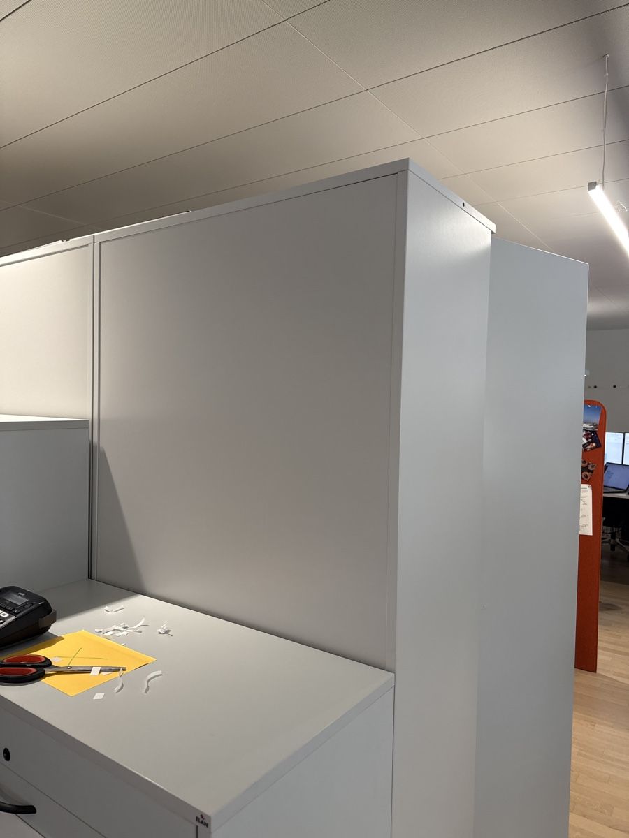 Haworth Armadi: Büroschrank hellgrau, abschliessbar – Usato da Bern venduto da Sellionaire_007 3
