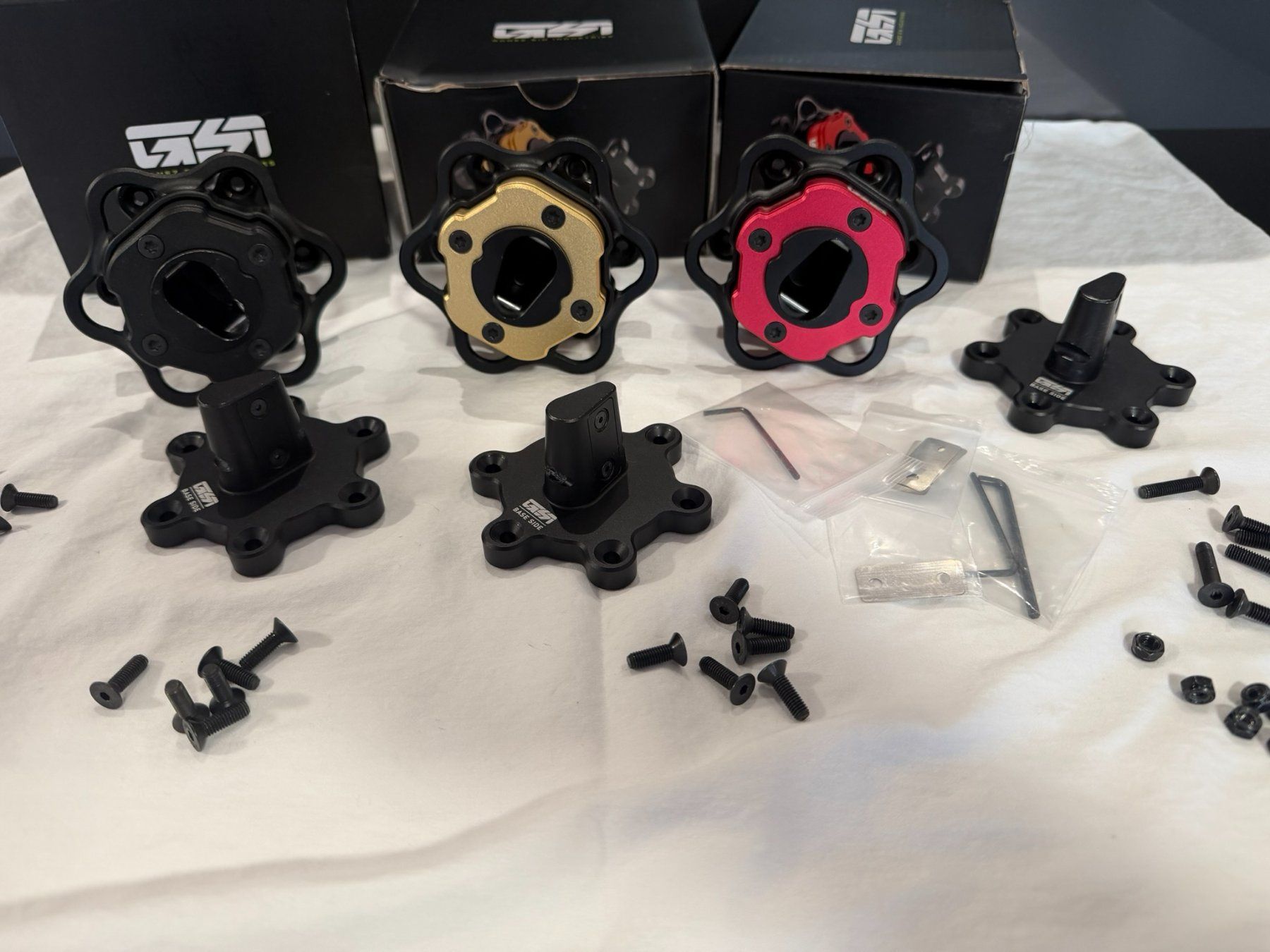 Controller: GSI Sim Racing Quick Release QRS-1, 3 mal gem. Bilder – Usato da Wald ZH venduto da VSHarper2004 3