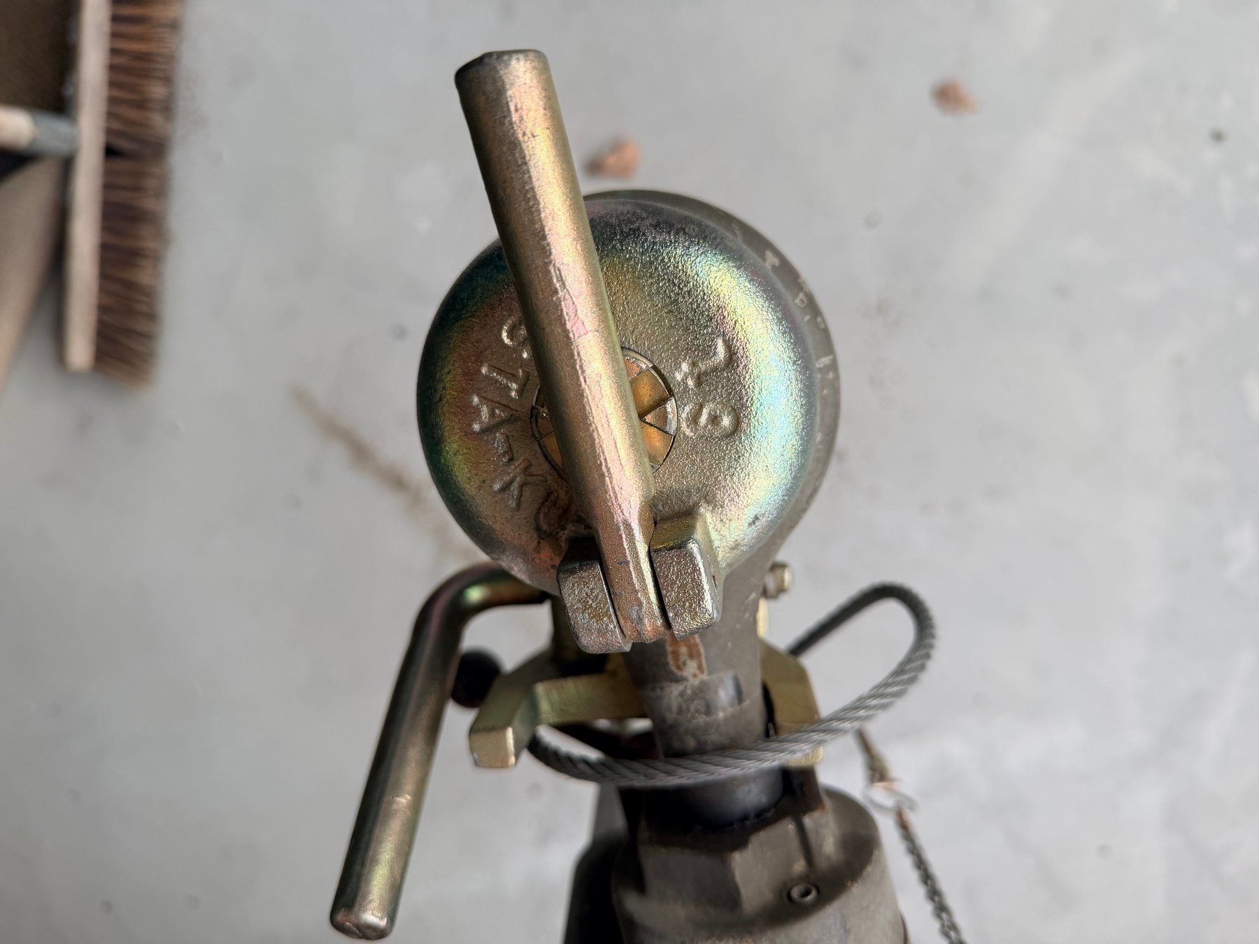 Bzs Remorques: Zivilschutz Anhänger / Materialanhänger mit Blache – D'occasion à Büron par 009001 6