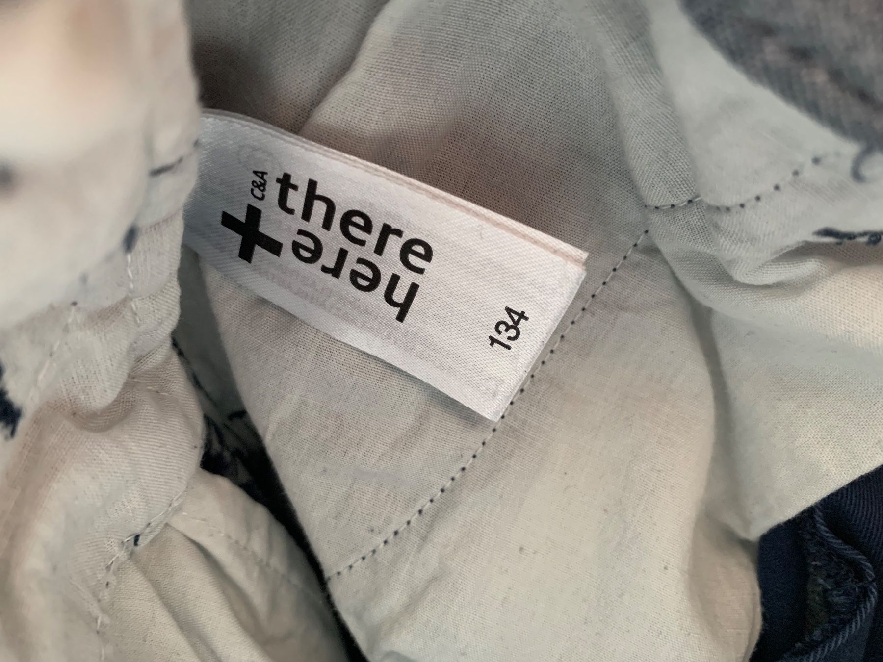 Lotti & Set di vestiti: Kleiderset mit Hemd und Hose 134 – Usato da Diessenhofen venduto da sype 3