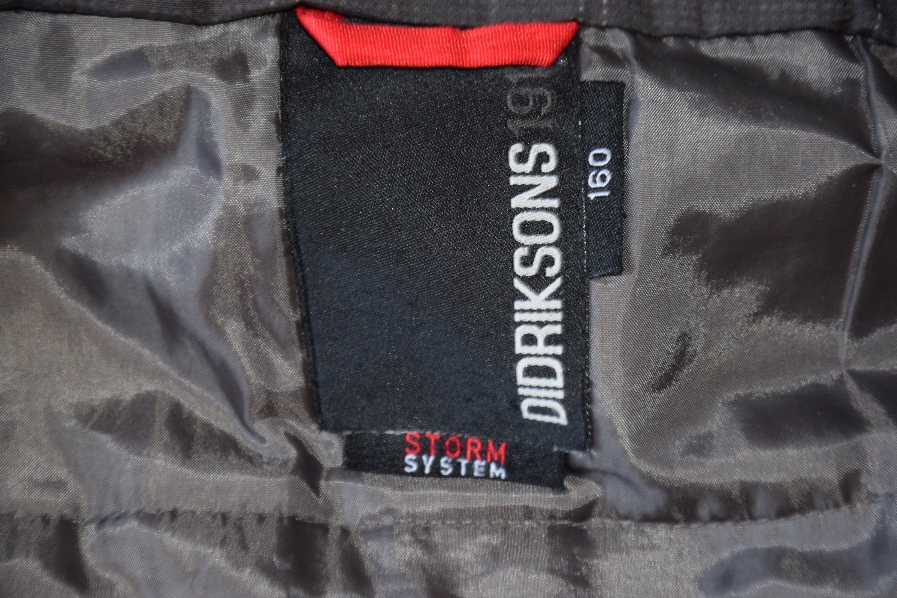 Didriksons Giacche & Cappotti: Didriksons Herbst-/Winterjacke gr. 158 Storm System – Usato da Mezzovico venduto da finsteraar 2