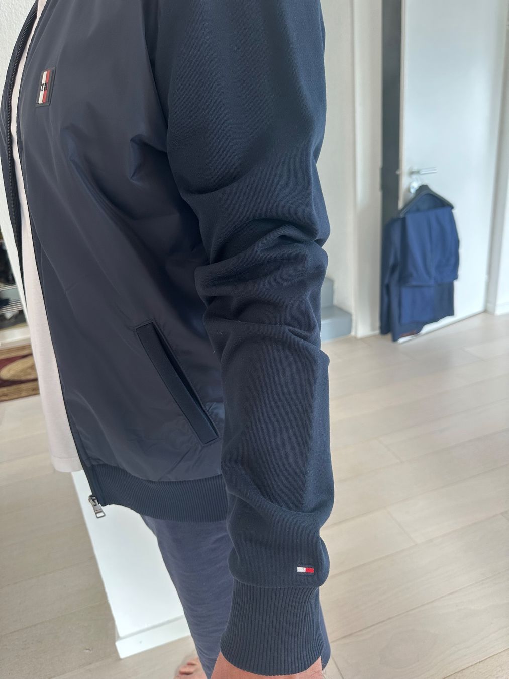 Tommy Hilfiger Giacche: Tommy Hilfiger jacket – Nuovo (secondo la descrizione) da Wollerau venduto da bod_25yw 3