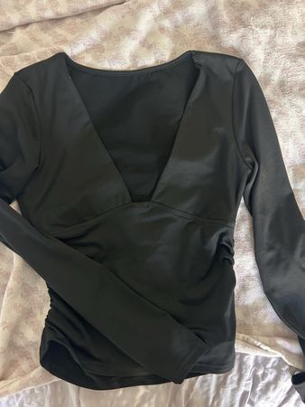 longsleeve grösse s/m schöner Ausschnitt