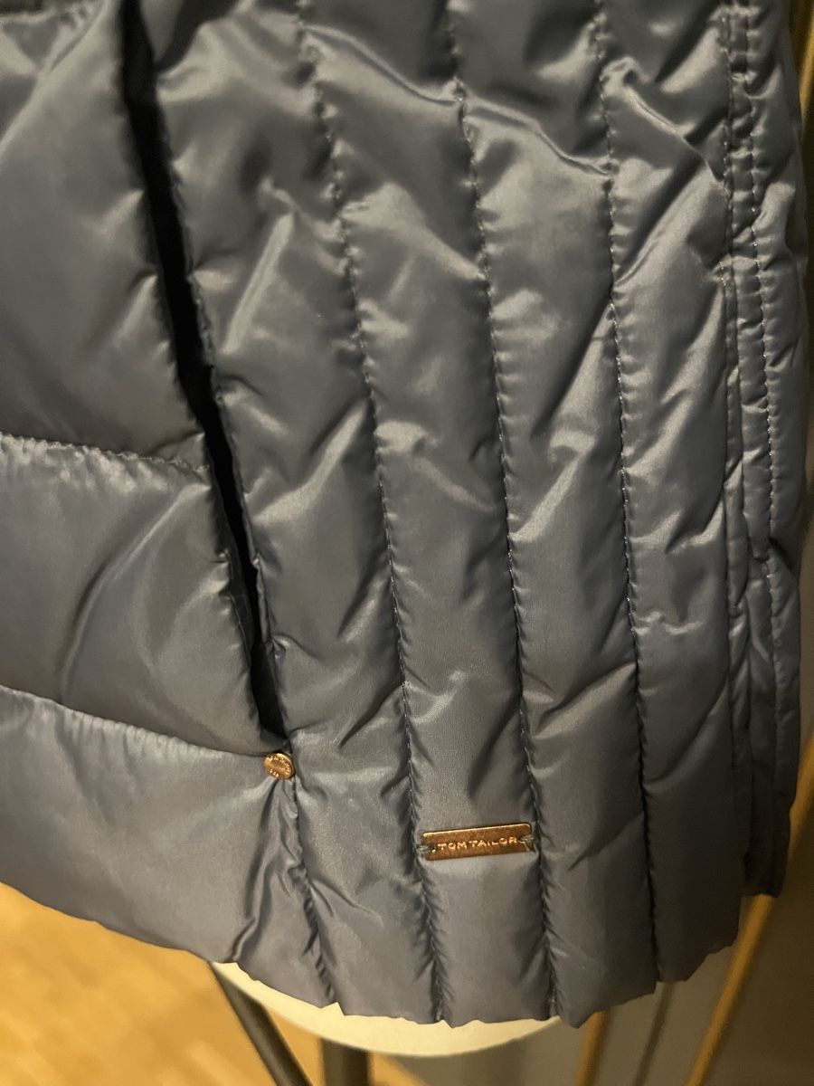 Tom Tailor Jacken: Modische Eisblaue Tom Tailor Jacke Gr. S – Gebraucht aus Zollikerberg von LLV 3