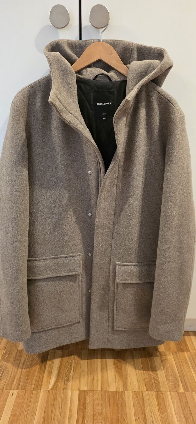 Cappotti: manteau jack&jones – Nuovo (secondo la descrizione) da Nyon venduto da menzito