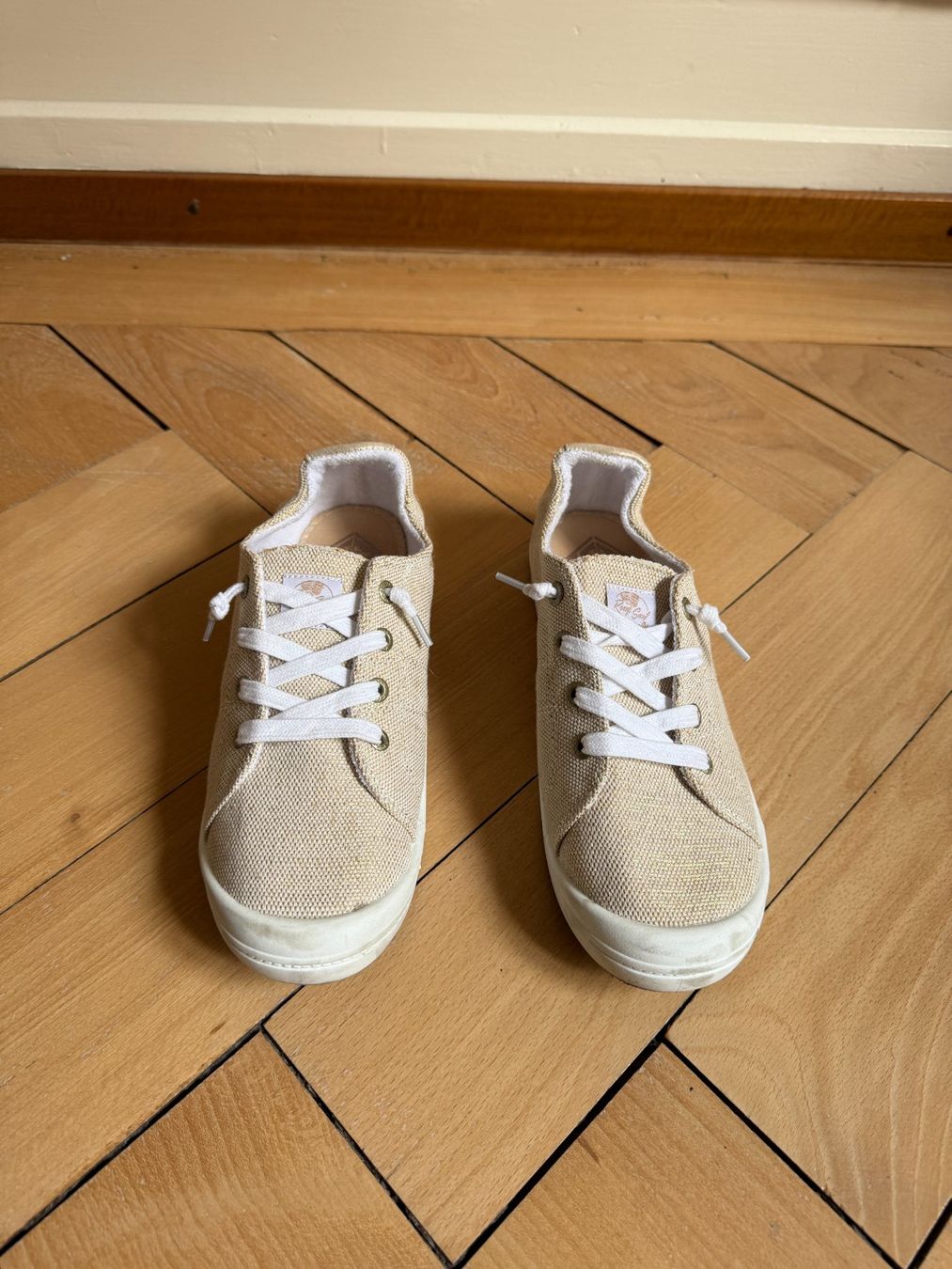 Roxy Chaussures femmes: ROXY - Stoff Sneaker beige 40 – D'occasion à Zürich par Diazaio 1