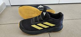 Adidas Sneakers Gr. 35.5 fast gratis! Ab 1 Franken!