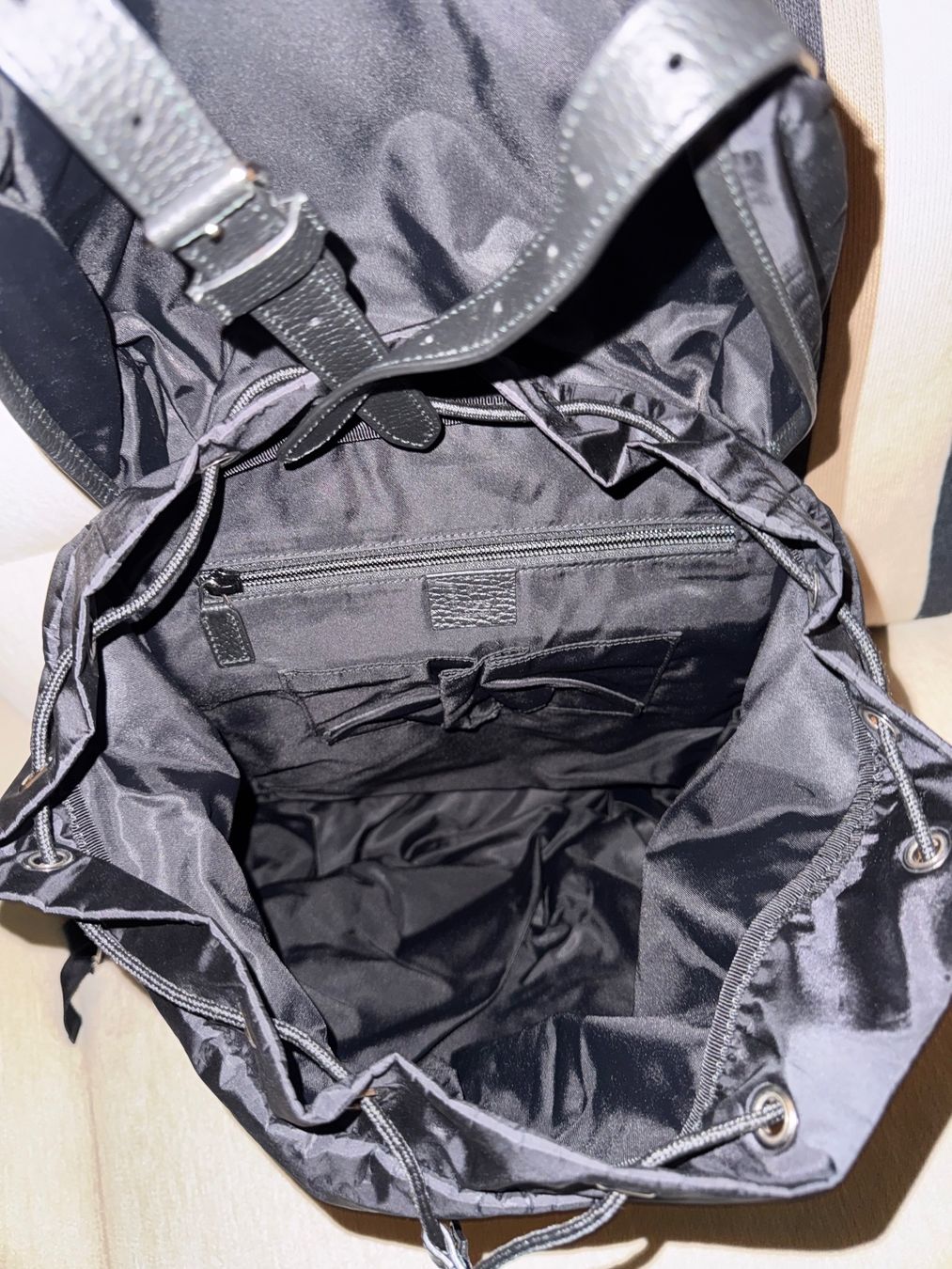 Gucci Rucksäcke: Gucci Rucksack Nylon schwarz Leder – Neu (gemäss Beschreibung) aus Bern von na.laa 4