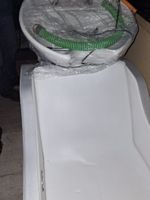 Kosmetikstuhl mit inkl. Einem Massagestuhl!