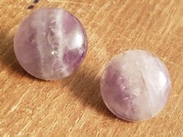 Amethyst(?) Ohrringe violett weiss rund