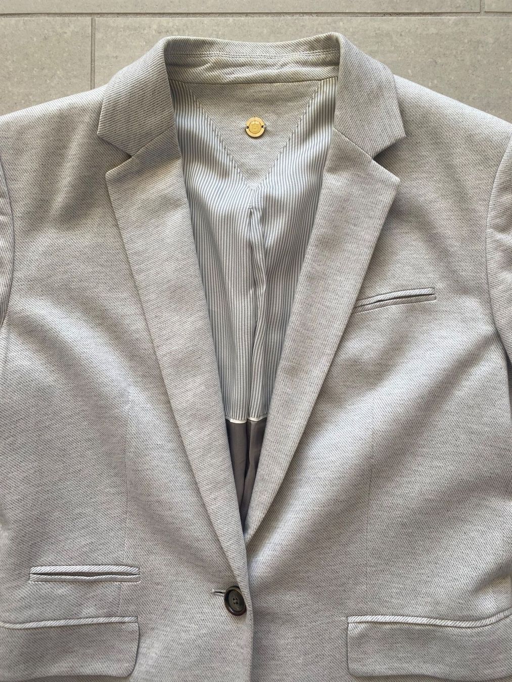 Massimo Dutti Giacche: Hellblauer Blazer von Massimo Dutti - Grösse 38 – Usato da Uetikon am See venduto da cristalllina 5