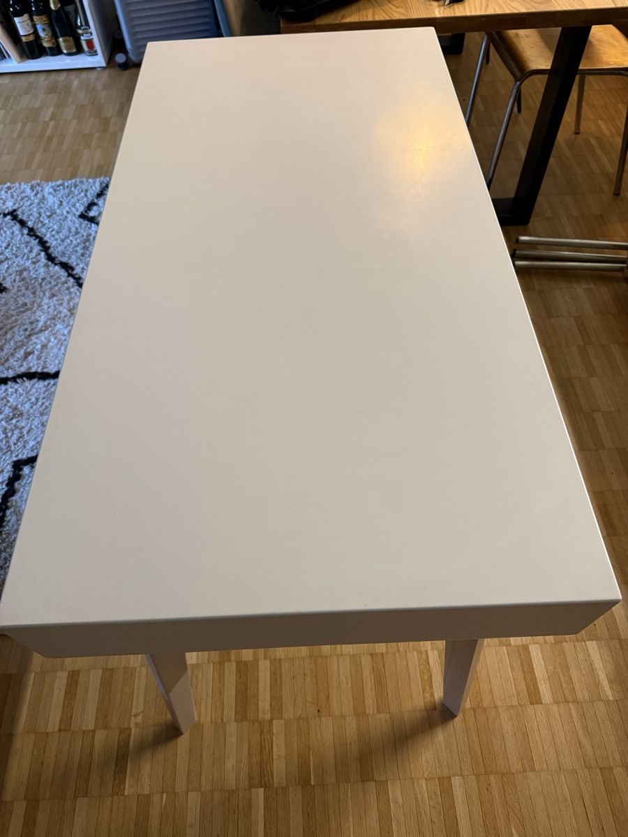 Schreibtische: Wooden desk – Gebraucht aus Zürich von vic_5jnl 1