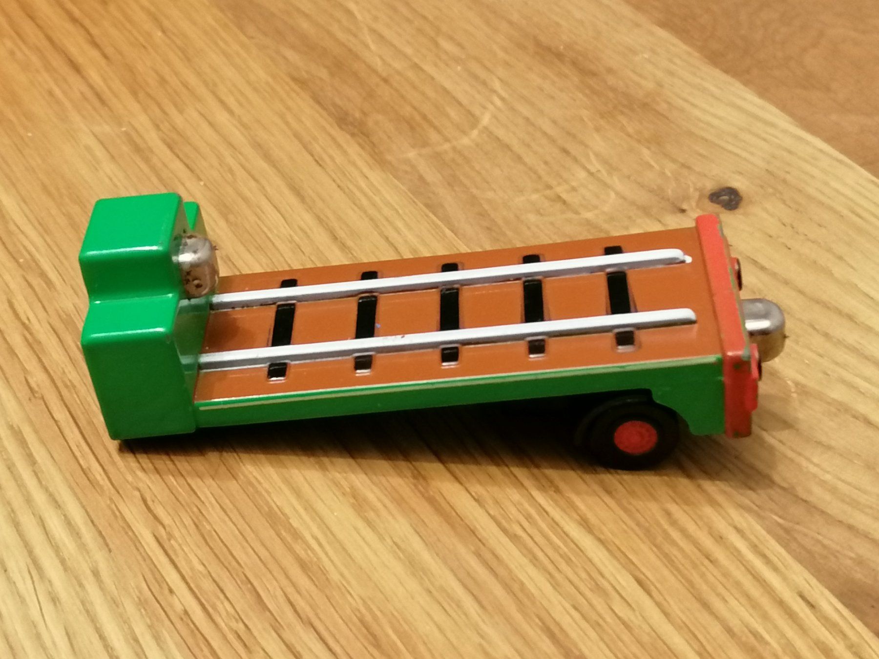 Giocattoli: Thomas und seine Freunde Trailer Wagon - Nr. 9 – Usato da Basel venduto da vintagecollector