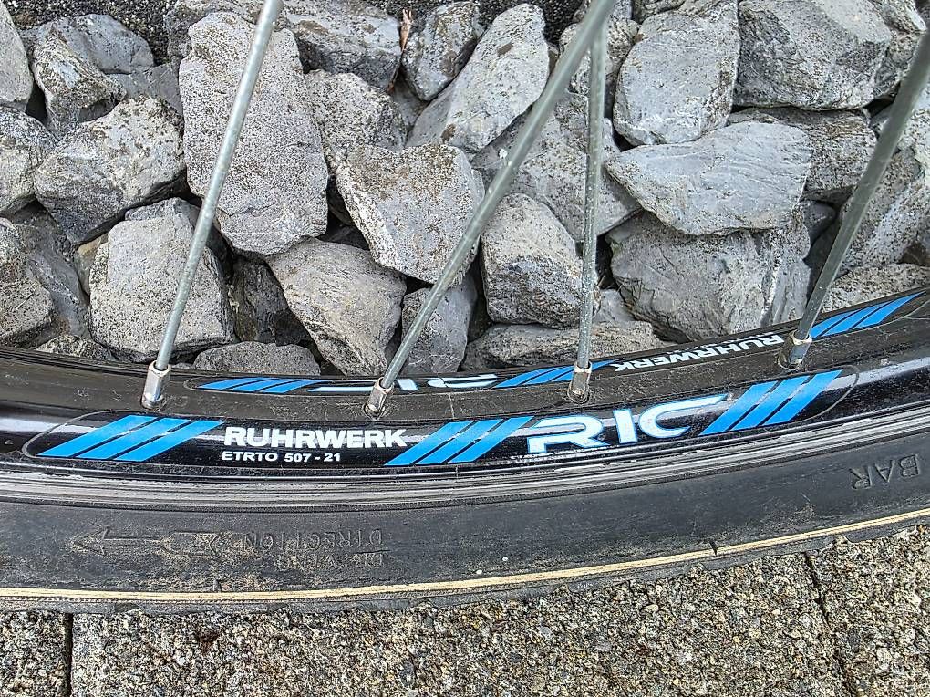 Shimano Ersatzteile: 24 Zoll Vorderrad mit Nabendynamo – Gebraucht aus Grüningen von Wennepen 2