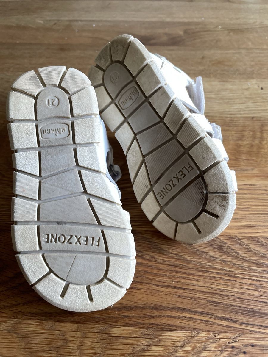 Chicco Schuhe für Mädchen: Sandalen Gr.21 – Gebraucht aus Breitenbach von oli_hm96 2