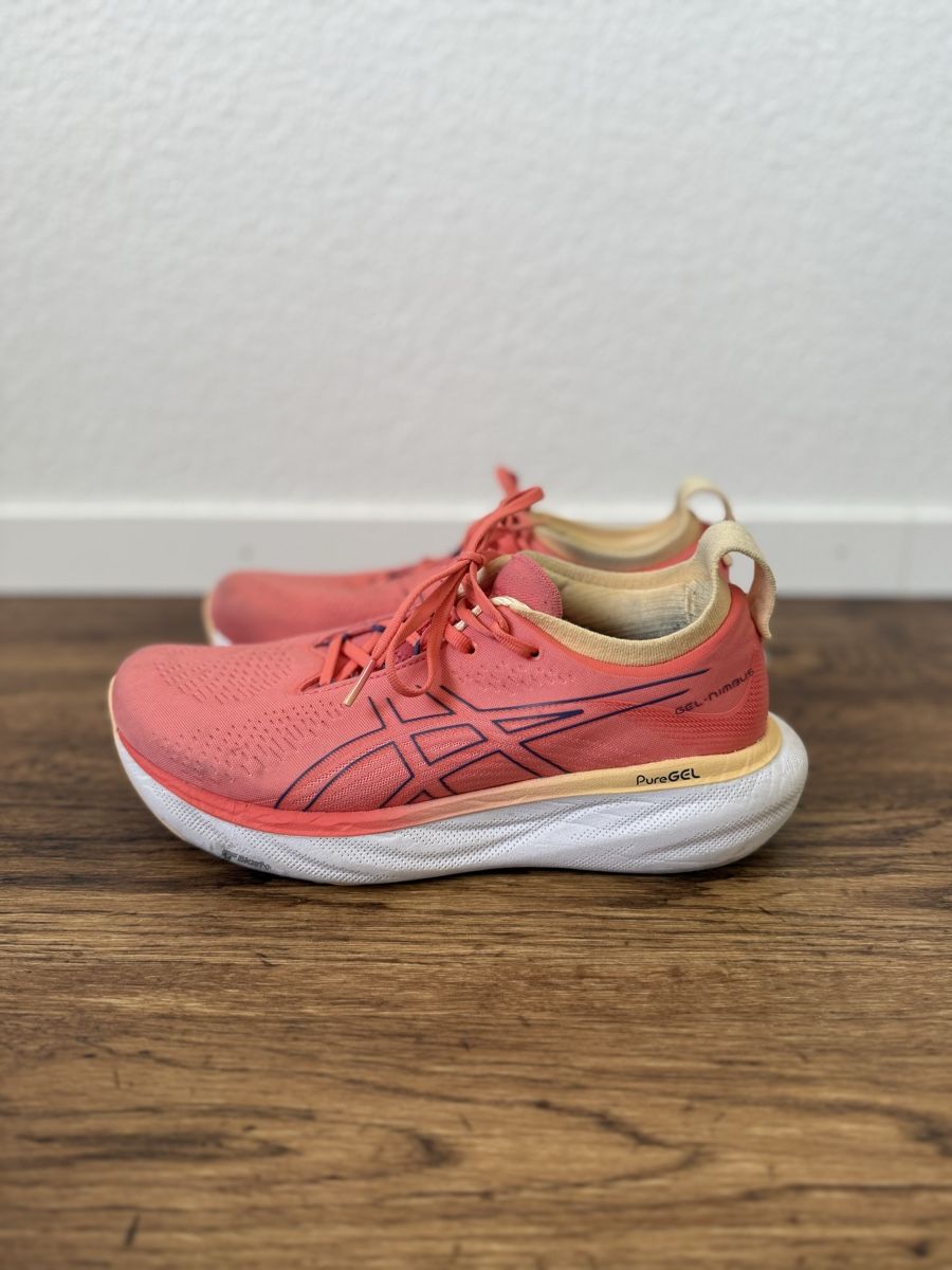 Asics Scarpe da donna: ASICS Gel-Nimbus 25 - EU 40.5 – Usato da Liestal venduto da mobl_ 2