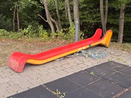 Rutsche rot Kunststoff gebrauchter Zustand