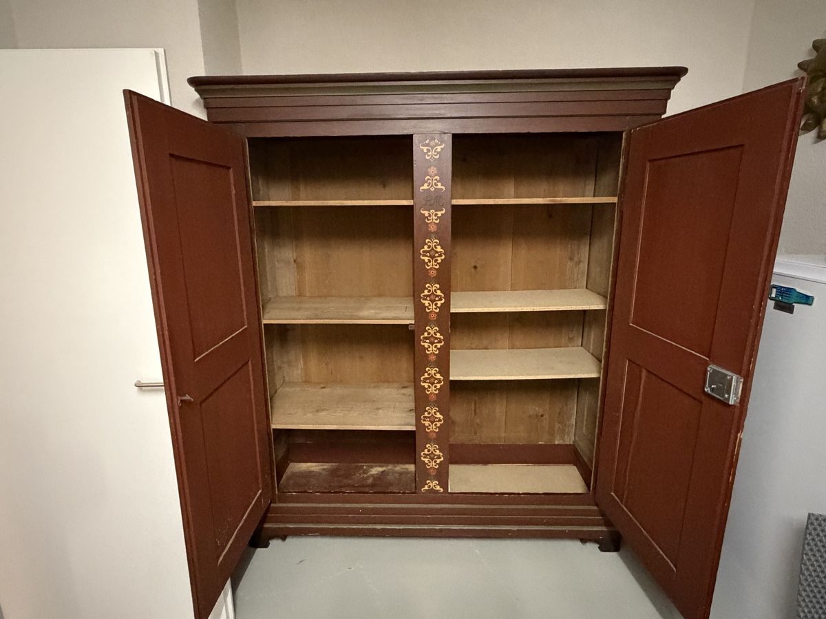 Armoires: Bauernschrank – D'occasion à Winkel par Jaboner 1