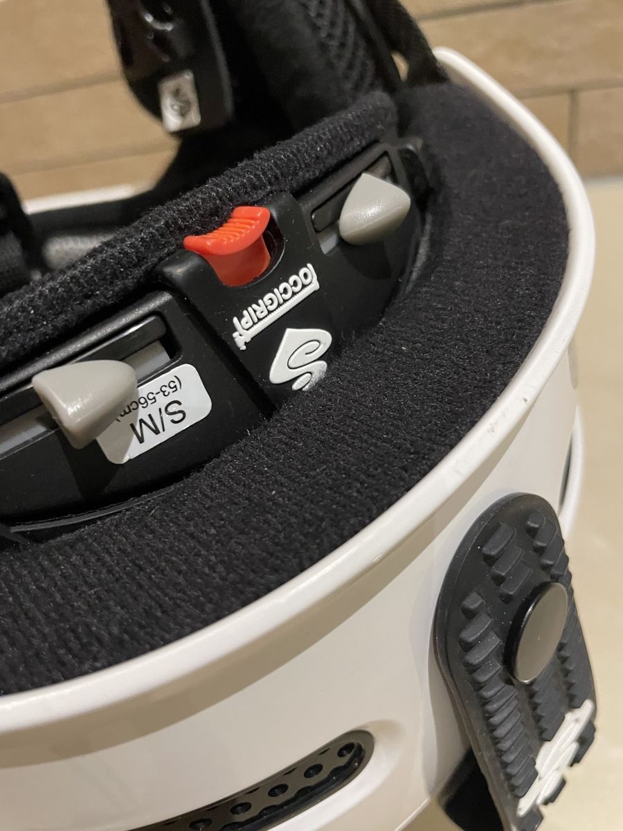Sweet Protection Helme: Skihelm Sweet Protection  – Gebraucht aus Wolhusen von snowfriend 2
