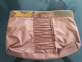 Pochette vintage bronzée.