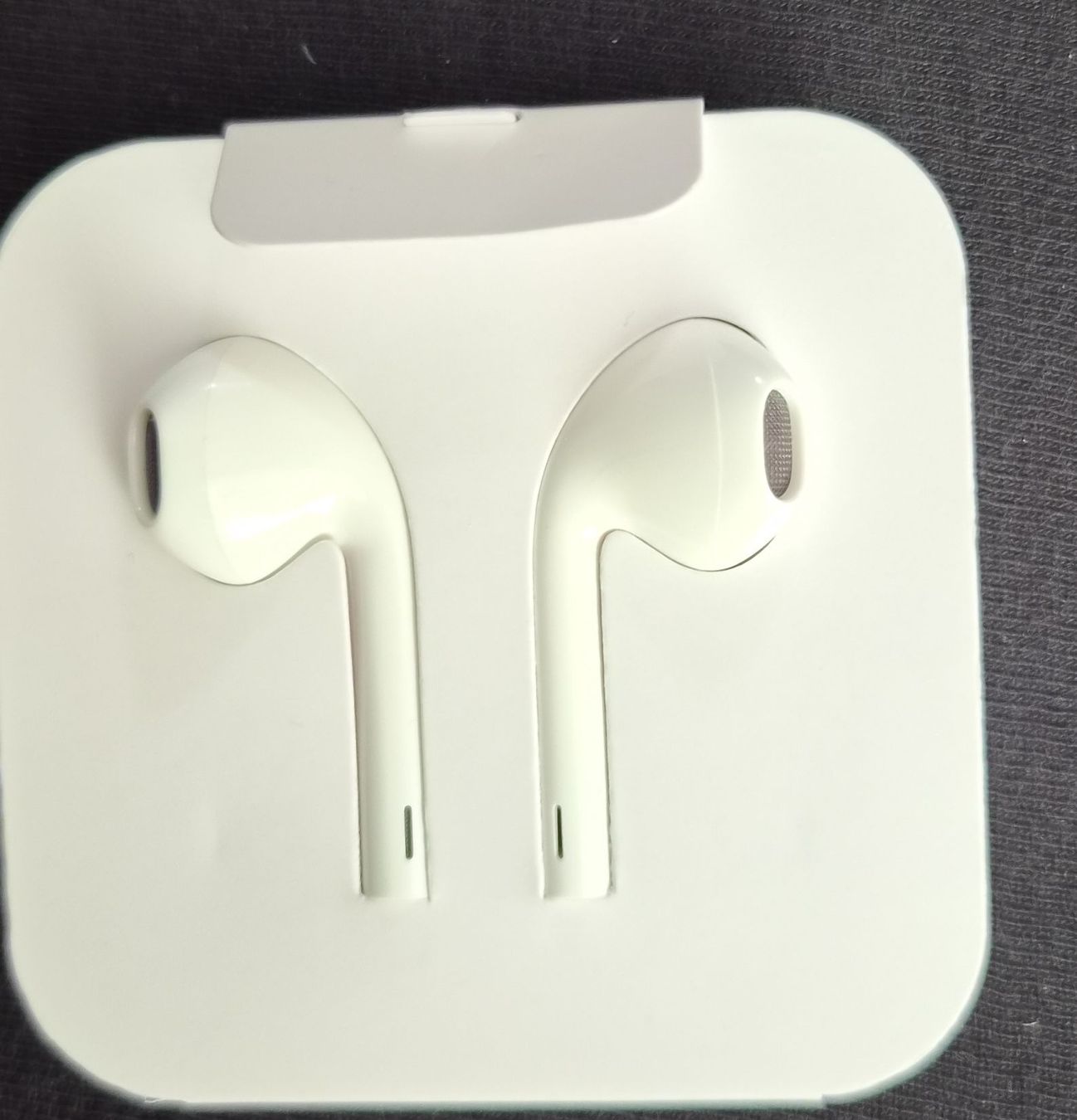 Apple Casques audio: Apple EarPods Kopfhörer neu – Neuf avec emballage d'origine à Zürich par Phippu100