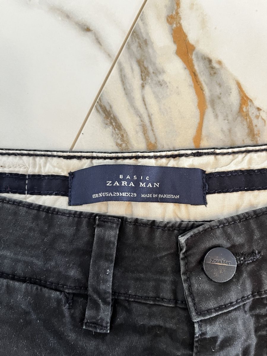 Zara Pantaloni: Zara  Basic kurze Hose Grösse 29 – Usato da Bäch SZ venduto da Olivier_Sales 2