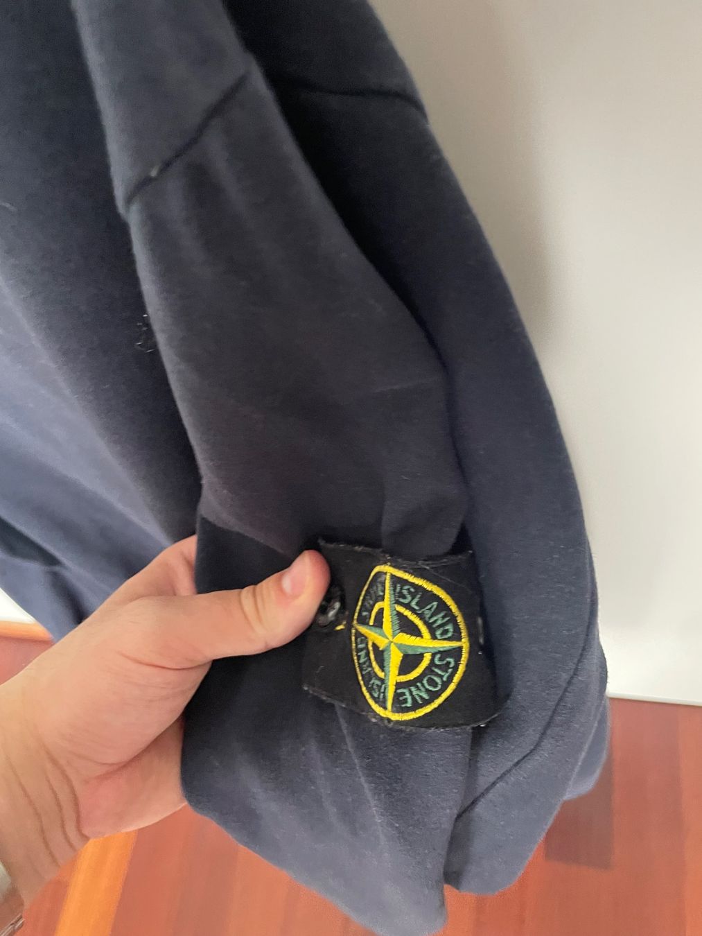 Pullover & Sweatshirts: Pullover Stone Island dunkelblau Grösse M – Gebraucht aus Bubikon von mil_qmf9 2
