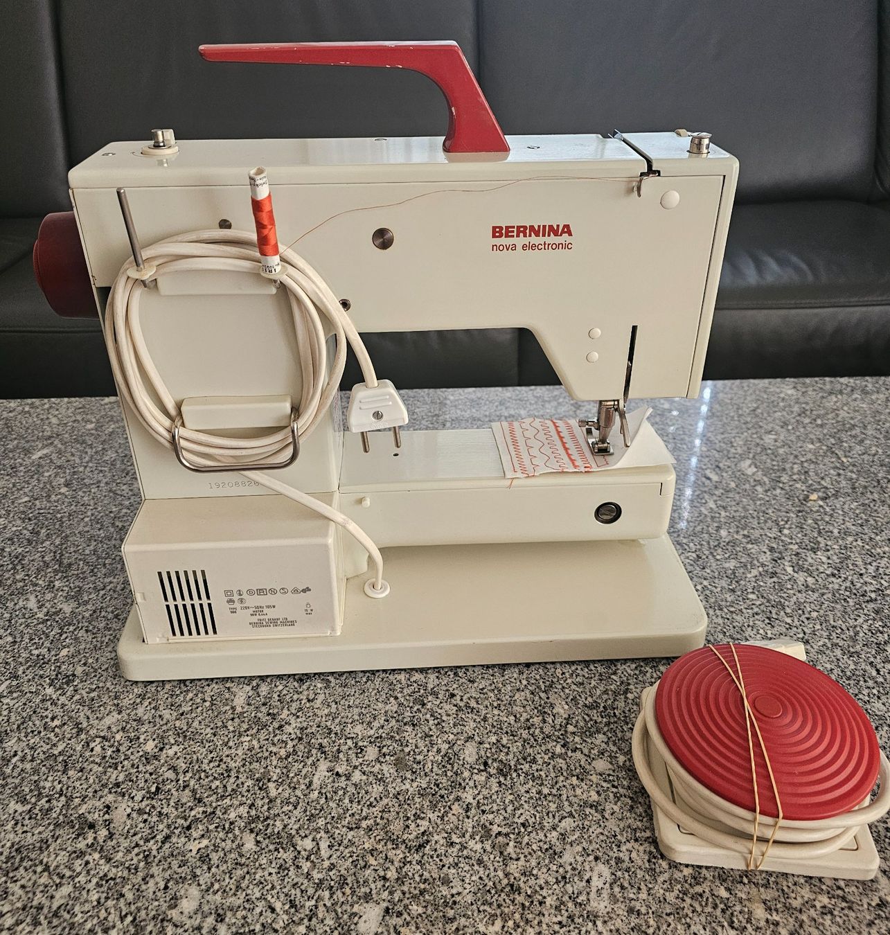 Bernina Macchine da cucire: *Bernina Nova 900* Nähmaschine – Usato da Bronschhofen venduto da Xena37 4