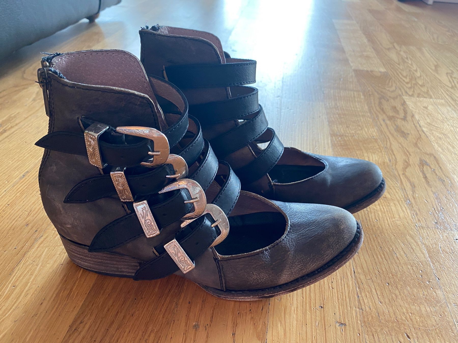 Scarpe da donna: SCARLETT Freebird US Stiefeletten 38 – Usato da Dübendorf venduto da Levintreyer