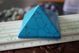 Howliht Blau Pyramide  3 ..2.. 1..  Deins  ab 1.-