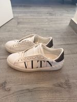 Valentino Garavani Sneakers VLTN weiss Leder Groesse 37 gute