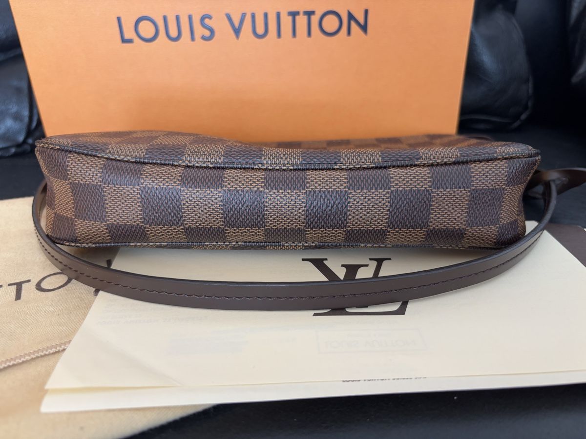 Louis Vuitton Taschen für Damen: Louis Vuitton Pochette Accessoires  – Gebraucht aus Speicher von star0841 8