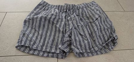 Kurze Leinenhose Gr. 44
