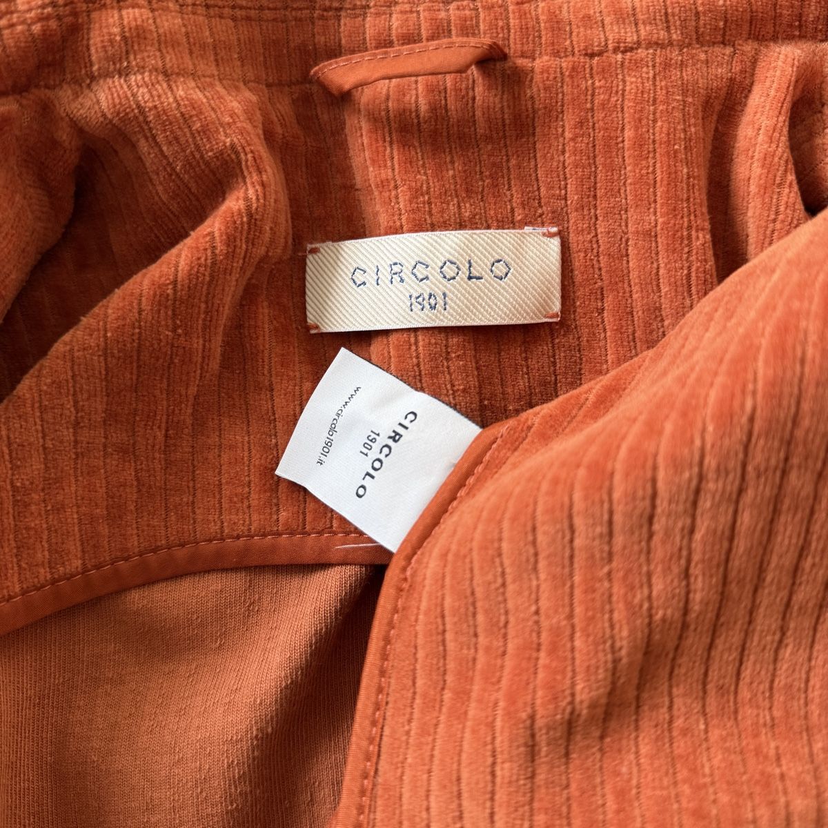 Circolo Giacche: CIRCOLO 1901 Cotton Velvet Jacket – Usato da Freienbach venduto da Avviivva_Shop 5