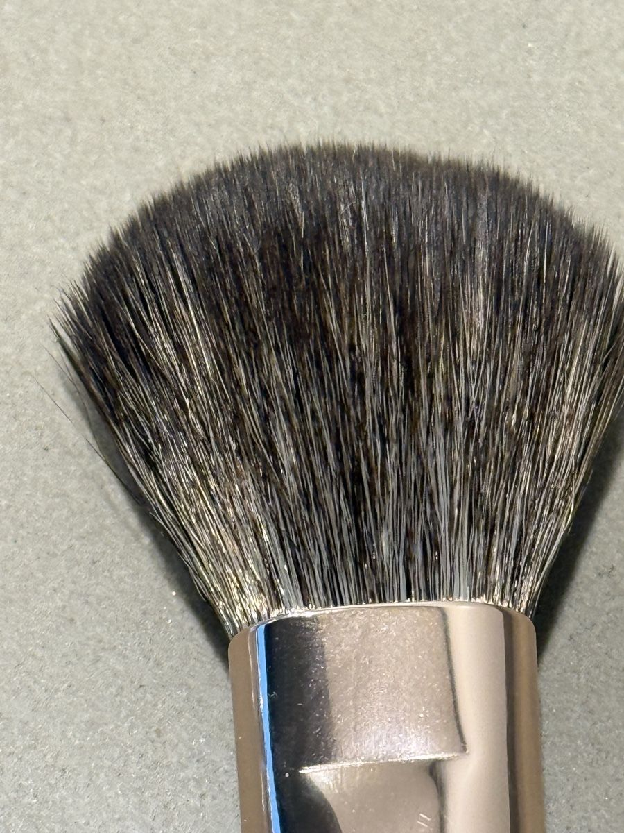 Make-up: Charlotte Tilbury Bronzer & Blusher Pinsel - neu – Neu (gemäss Beschreibung) aus Ottenbach von Suni_82 4