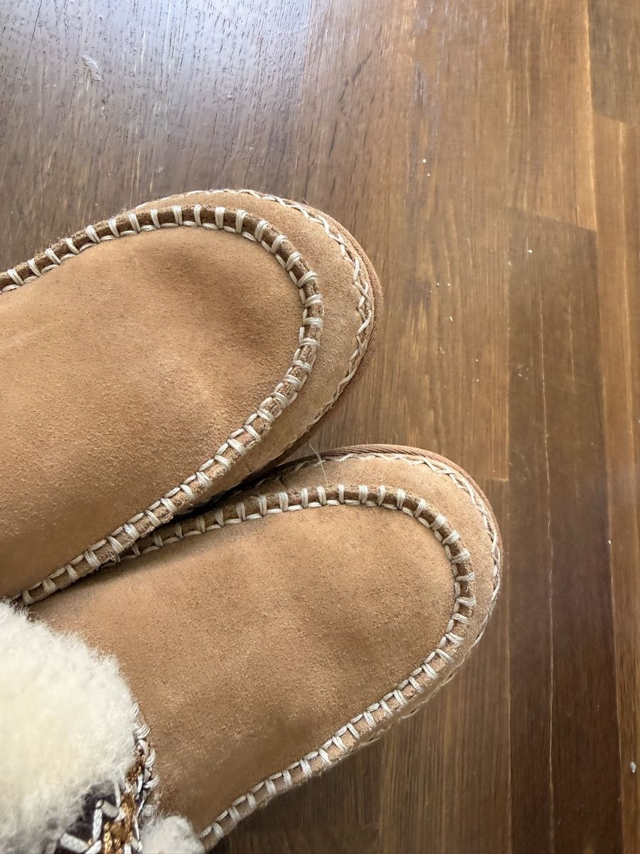 Ugg Scarpe da donna: Ugg Sheepskin Slipper Boots Size 5 EU38 – Usato da Uerikon venduto da kpr_t5k2 2