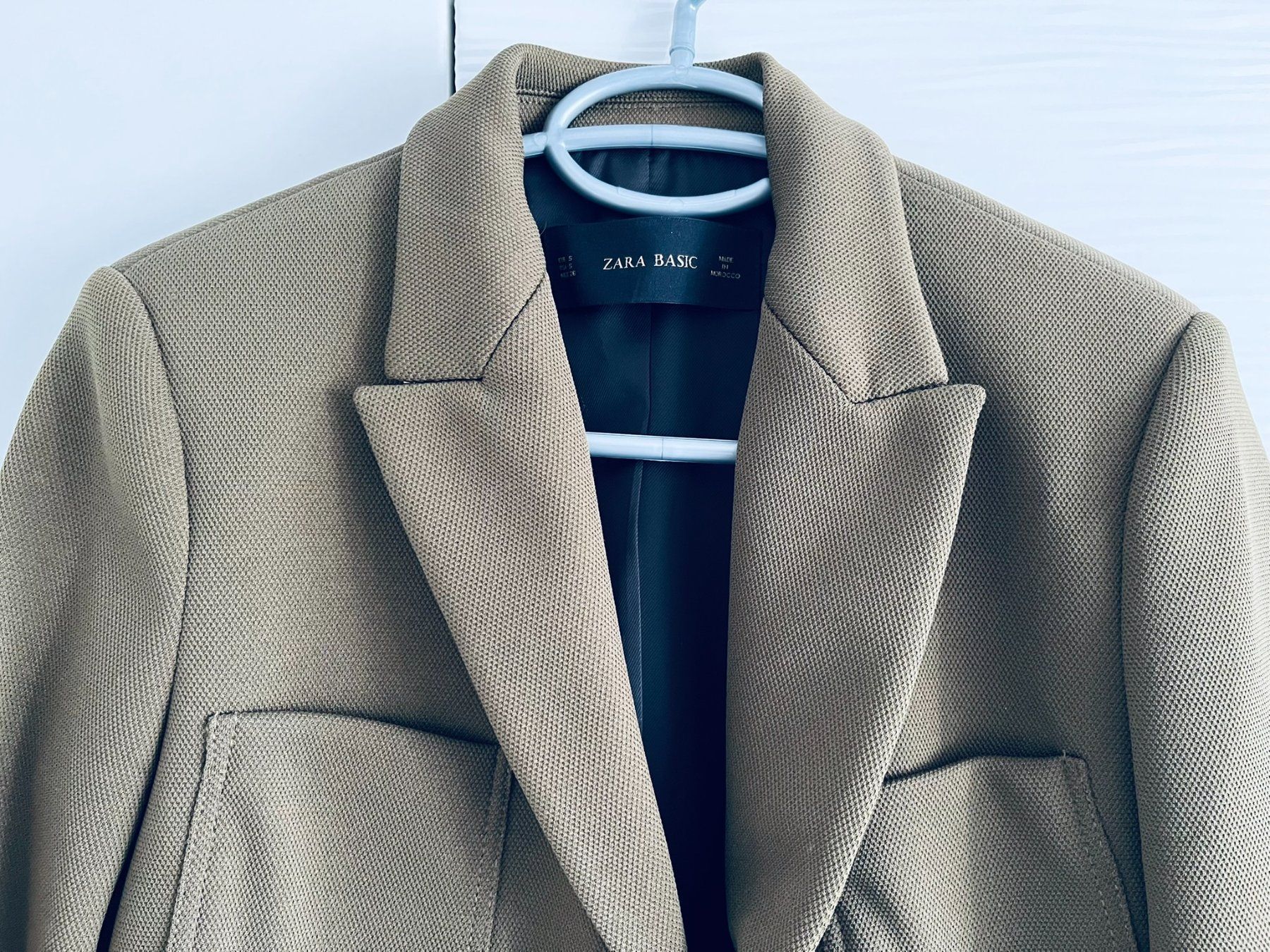 Zara Giacche: Moderner Blazer von ZARA – Nuovo (secondo la descrizione) da Remigen venduto da vicunja 3