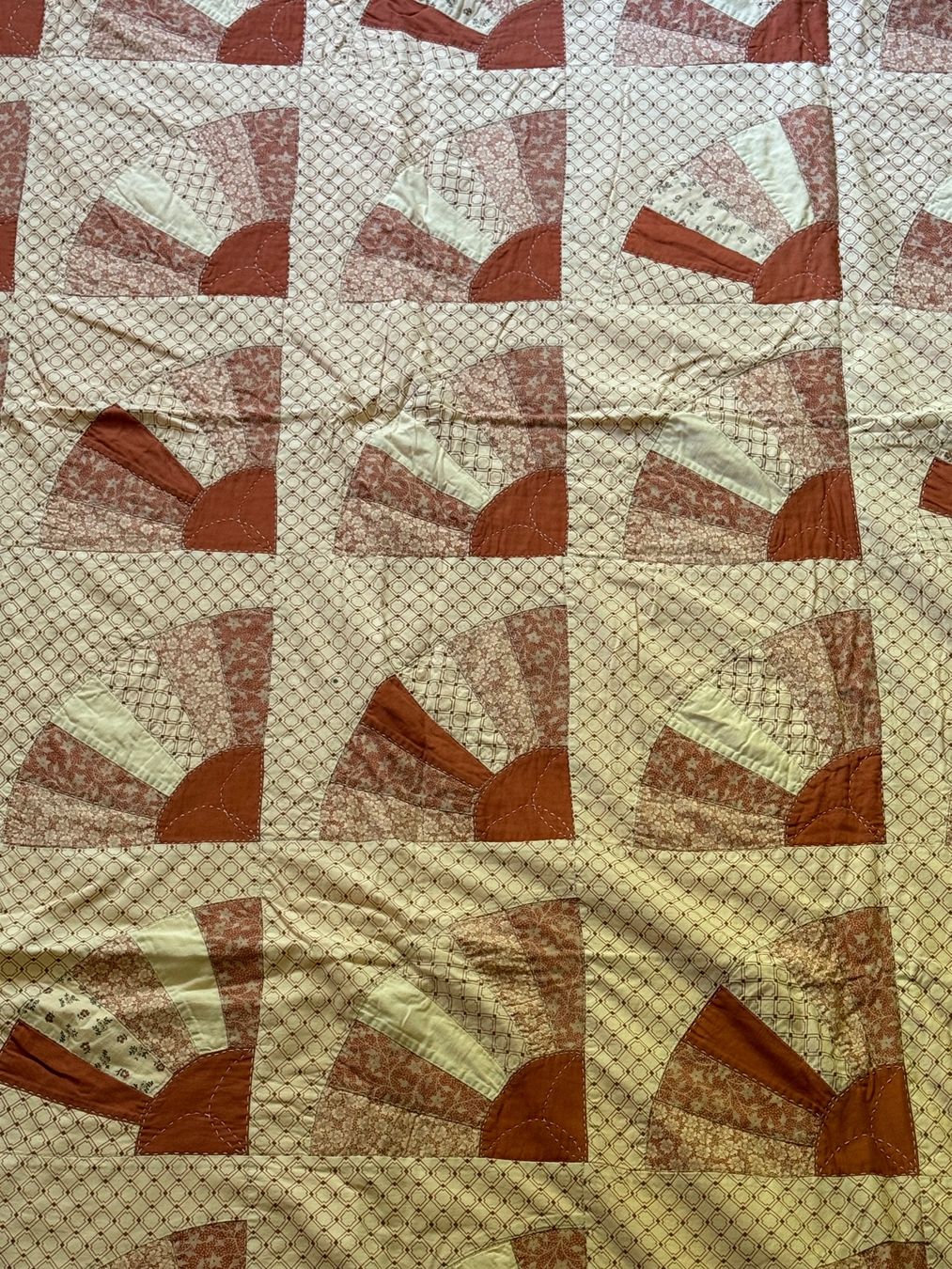 Sonstige Tischwäsche: Patchwork-Quilt ca.205 x 145cm + 4 Kissen, handgefertigt – Gebraucht aus Horgen von Xhystos 2