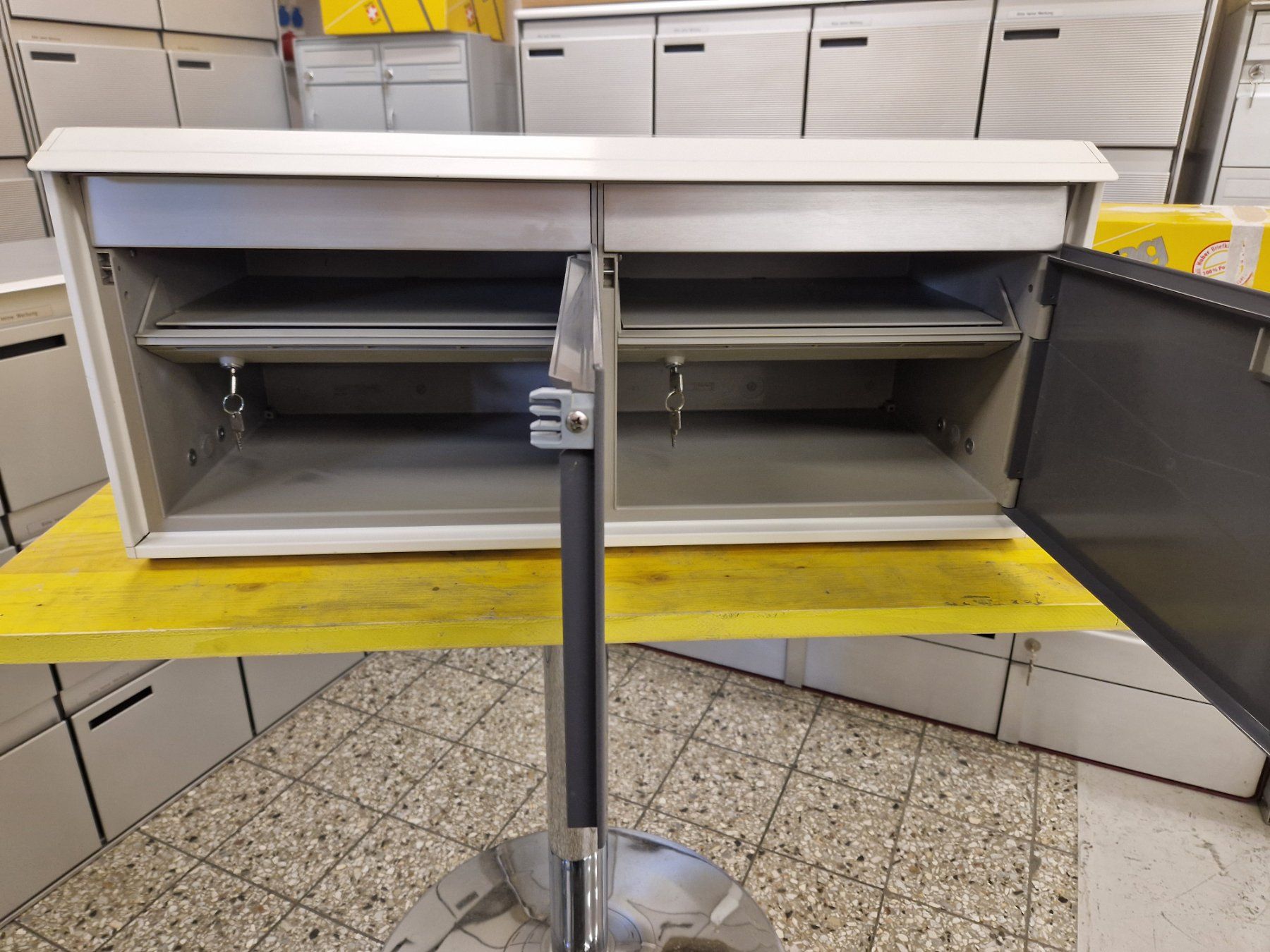 Altro per la casa: 2-er Briefkasten (Schweizer AG) – Usato da Wiler b.Utzenstorf venduto da bamaa-shop 7