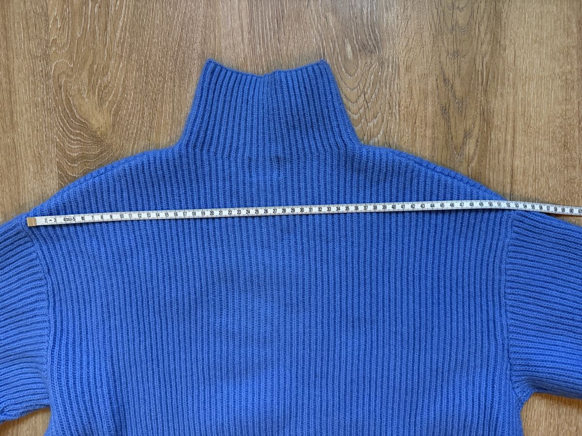 H&M Pullover & Sweatshirts: Pull maille bleu clair oversize H&M, t.36/S – Gebraucht aus Tavannes von Thriftshop 2