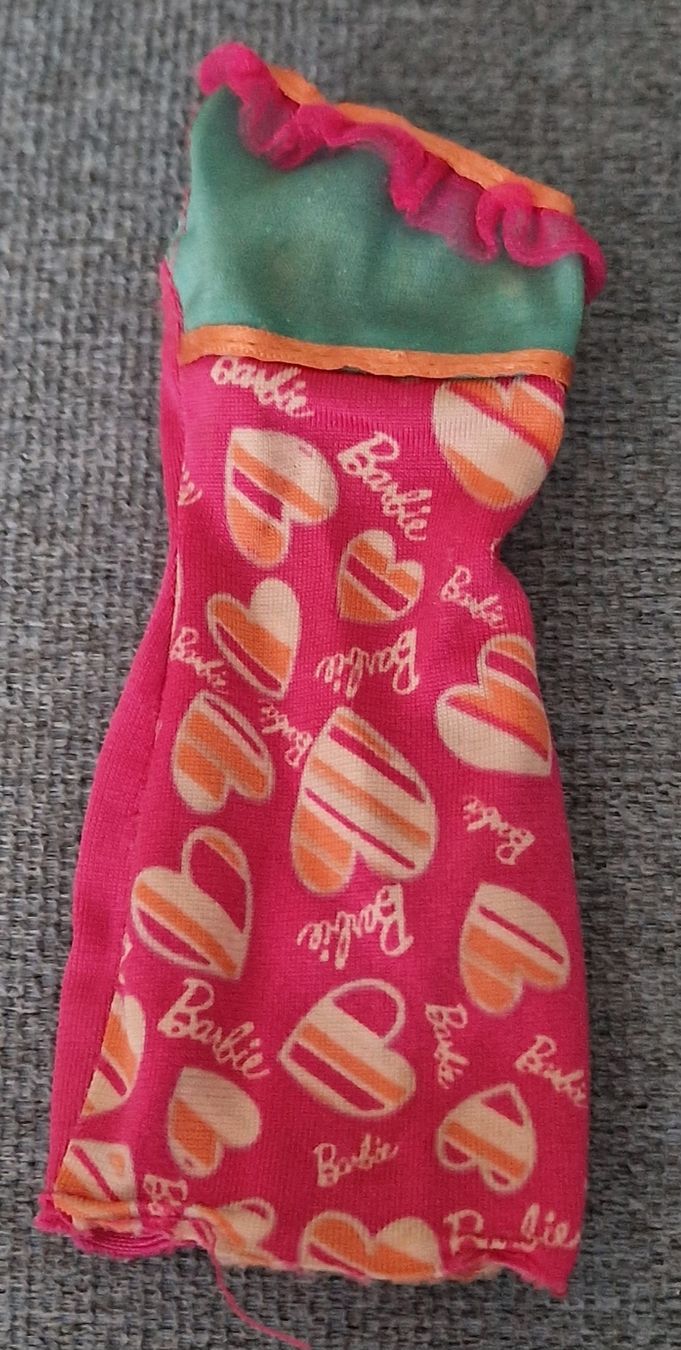 Puppen: Robe pour Barbie – Gebraucht aus Couvet von Pioune
