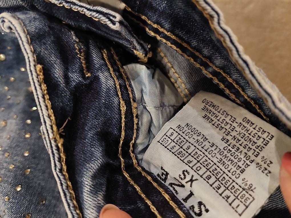 Jeans: Glitzer Jeans Gr.XS – D'occasion à Flurlingen par Atea8 1