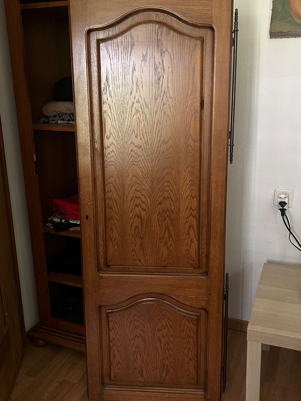 Armadi: Schrank – Usato da Schaffhausen venduto da amwr 9